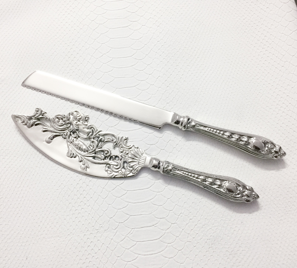 Embossed Cake Server S/2