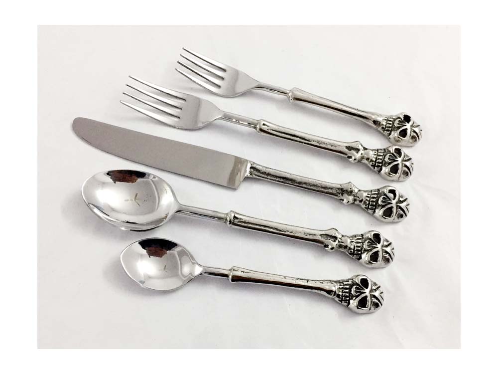 Skull Flatware S/5