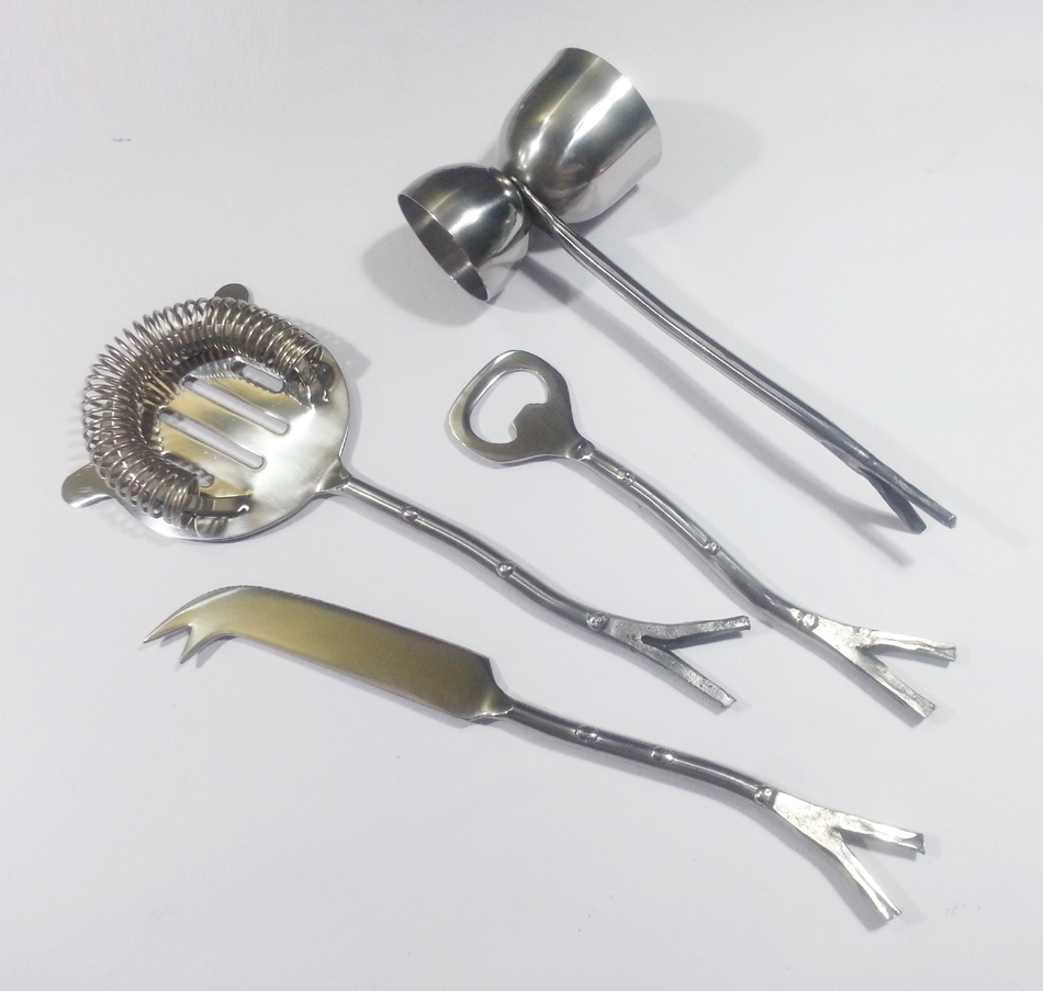 Hand Forged Bar Tool S/4