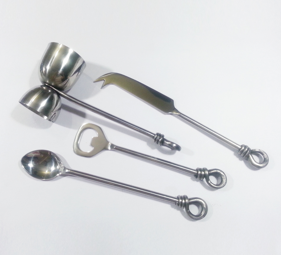 Hand Forged Bar Tool S/4